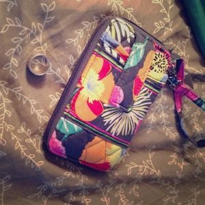 bundle, Vera Bradley Wristlet & James Avery Ring.
