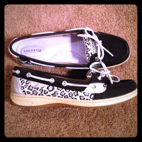 🚫SOLD🚫 Black Leopard Sperry's