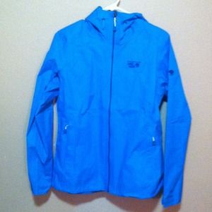 Mountain Hardware Plasmic Jacket