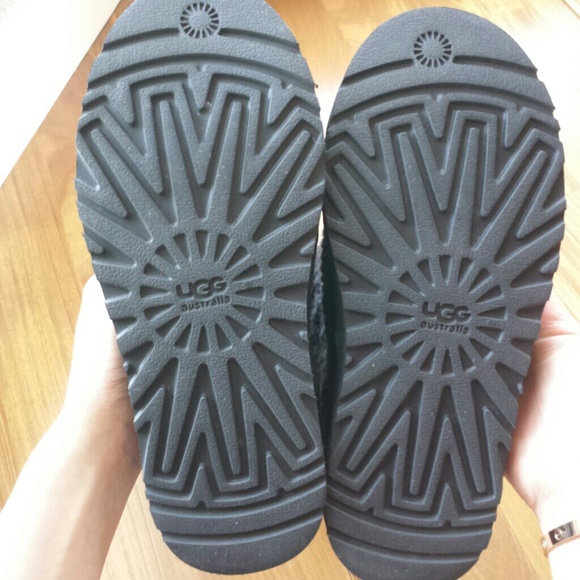 Black Argyle Knit Ugg Boots*grey available* - Picture 3 of 3