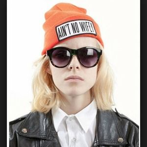 Dimepiece LA "Ain't No Wifey" beanie