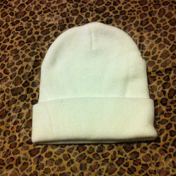 White beanie