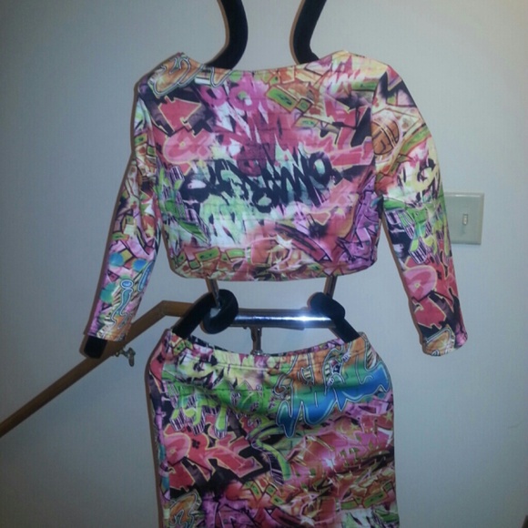 Bodycon 2piece - Picture 3 of 3