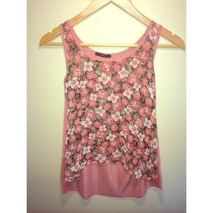 Floral sleeveless top