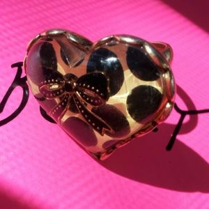 B.J. Puffed Heart Ring