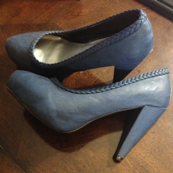 Leather shoes
