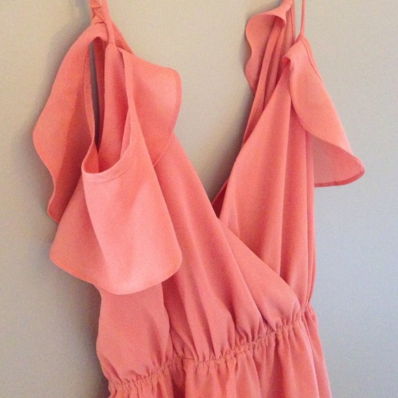 Tobi coral dress - Picture 2 of 4