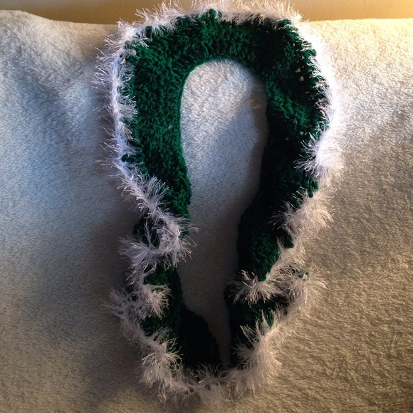 Handmade scarfs - Picture 2 of 4