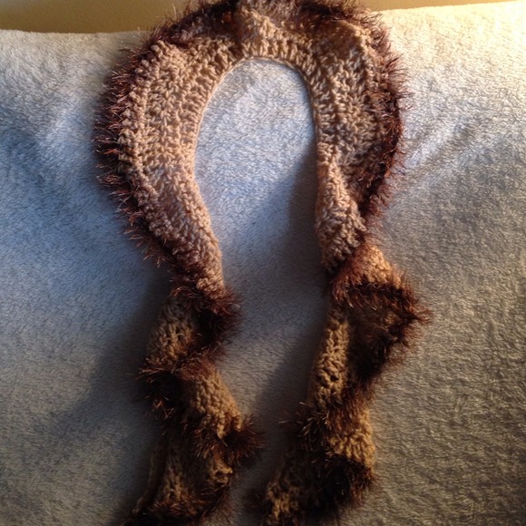 Handmade scarfs - Picture 4 of 4