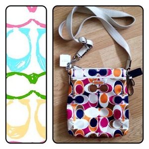 ✳️NWT HAND SCARF CROSSBODY BAG✳️