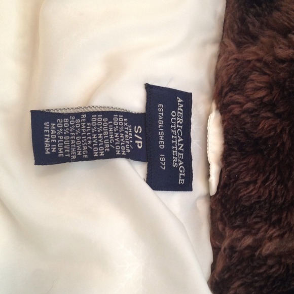 American Eagle Puff Jacket - Picture 3 of 4