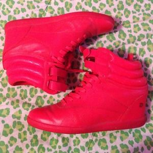 Sneaker wedges