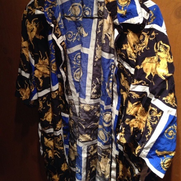 Hold/trade with @livedtolove 💙💜 - Picture 3 of 4