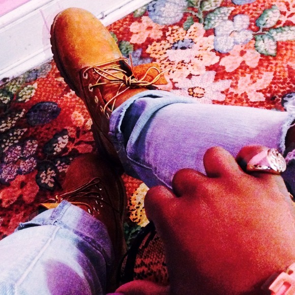 Hold/Trade with @__karlee__ ❤️