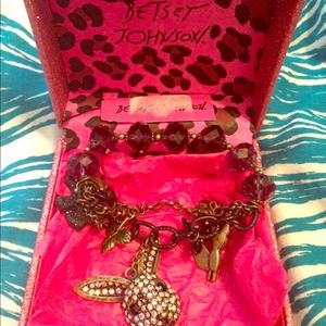 ⚡️REDUCED Betsy Johnson bunny bracelet.