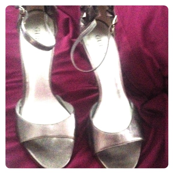 HEELS...shoes