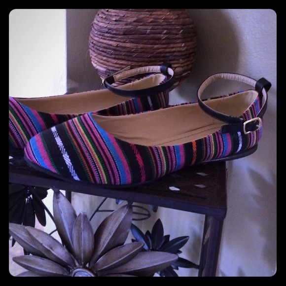 🎀 Striped flats with removable ankle strap 🎀