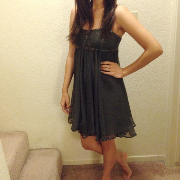 🌻SOLD🌻Foreign Exchange Dress - Picture 3 of 4