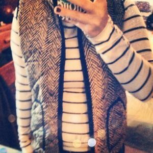 💢SOLD💢Quilted Excursion Vest in Herringbone