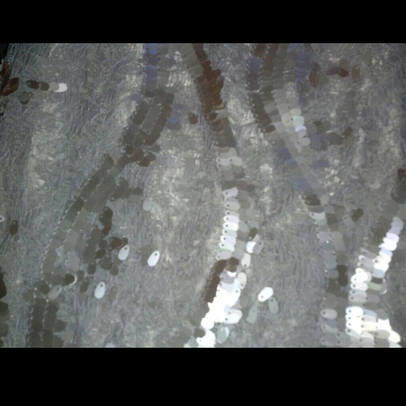 Wet seal sequin tank - Picture 2 of 2