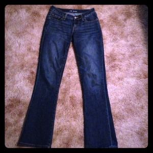 VS HIPSTER STRAIGHT LEG JEAN