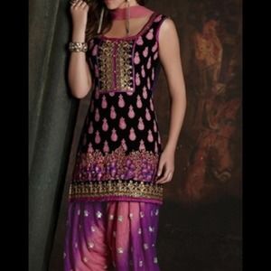 Indian salwaar kameez