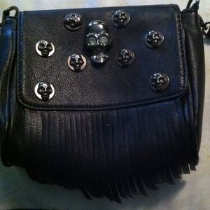 💀 black fringe skull cross body 💀
