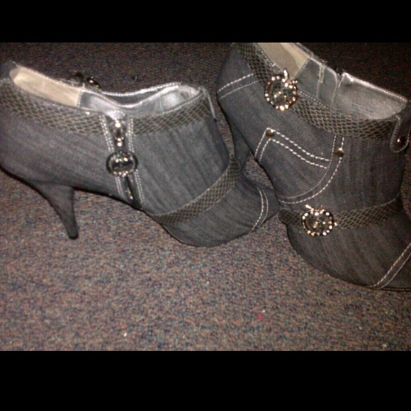 Apple Bottom booties