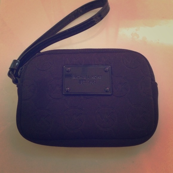Authentic MK small wristlet