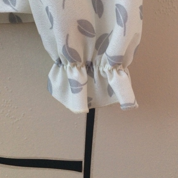 Leaf Print Button Up - Picture 4 of 4