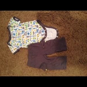 Boys- 0-3 month outfit