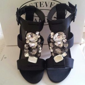 Steve Madden shoes, size 5