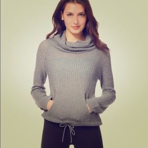 Kangaroo popover by Aeropostale