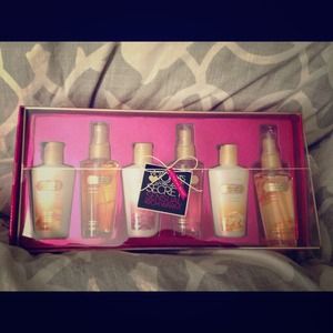 Victoria's Secret lotion/body spray