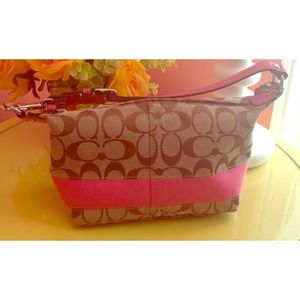 Small authentic coach purse. Used once.