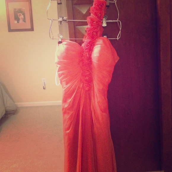 Prom gown