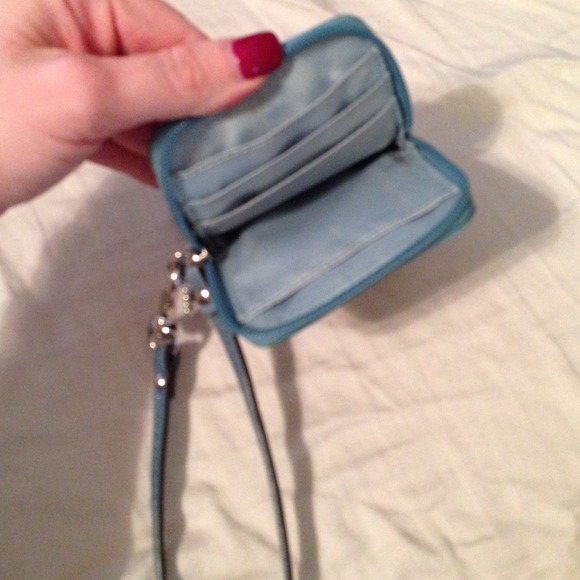 SOLD!! Coach Wrislet - Picture 3 of 4