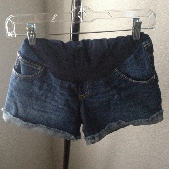 Motherhood blue denim shorts