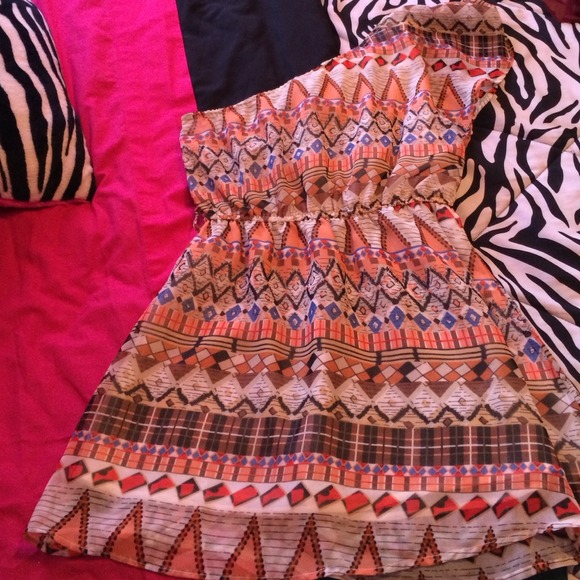 Summer one shoulder dress (: