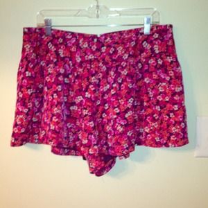 Bundle Flowy skort NWOT + blouse