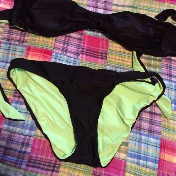 Swimsuit ! Reversible really cute