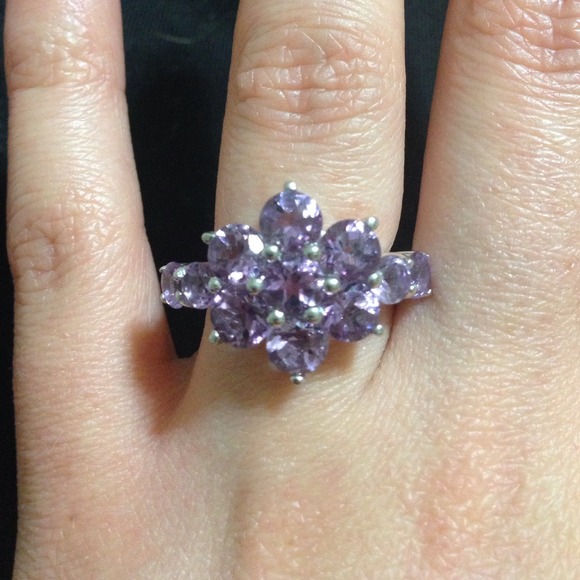 Amethyst and silver flower ring