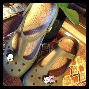 💯% Authentic Crocs Carlie Mary Jane Clogs Women👣