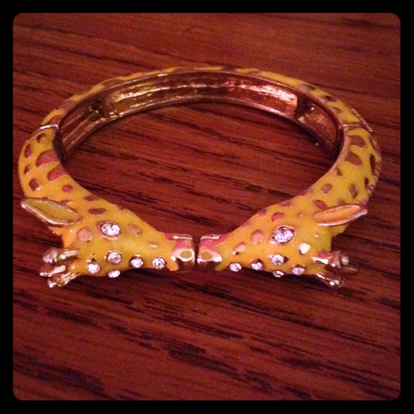Giraffe Yellow Gold Bracelet