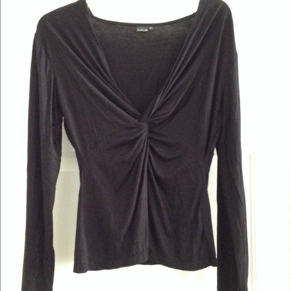 Black v-neck cotton top - Picture 1 of 2