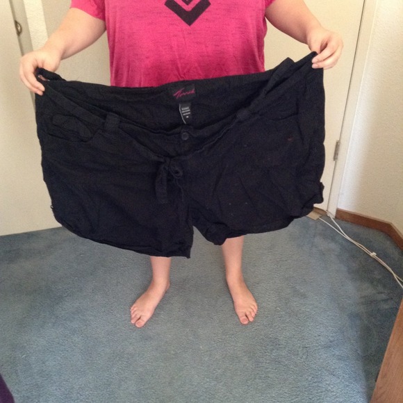 SOLD Torrid black shorts size 26