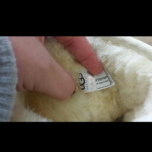 UGGS!! - Picture 4 of 4