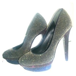 Hot pair of Brian Atwood Heels!