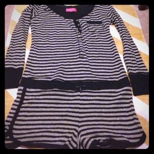 🔲VS sexy black, grey and silver romper🔲