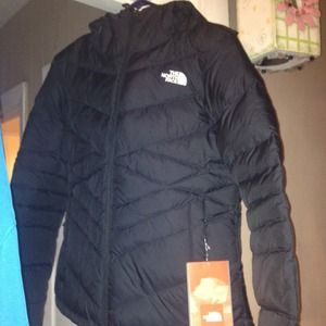 North face coat. Brand new with tags!